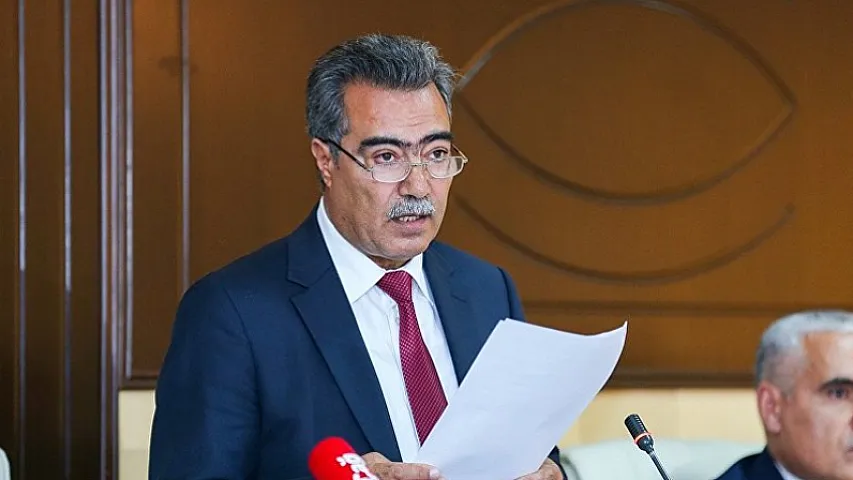 Vüqar Səfərli ilə həbs edilən şirkət rəhbəri azadlığa buraxıldı